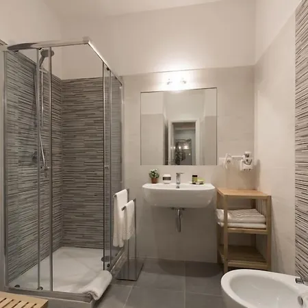 Holidays In - Πανσιόν Ρώμη